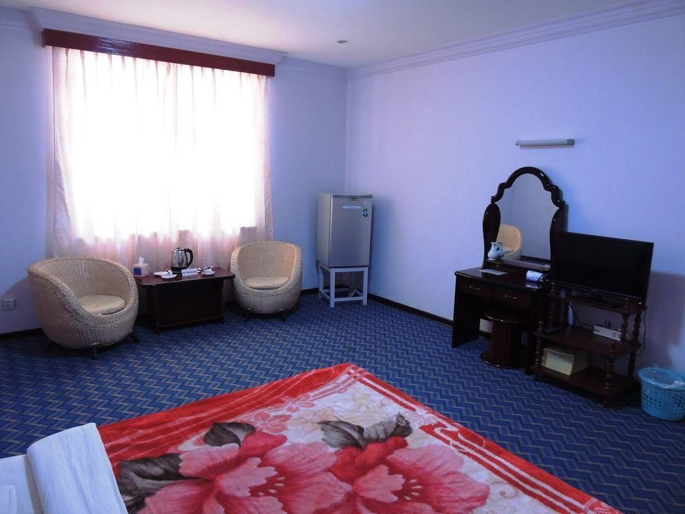 Taunggyi Hotel Extérieur photo