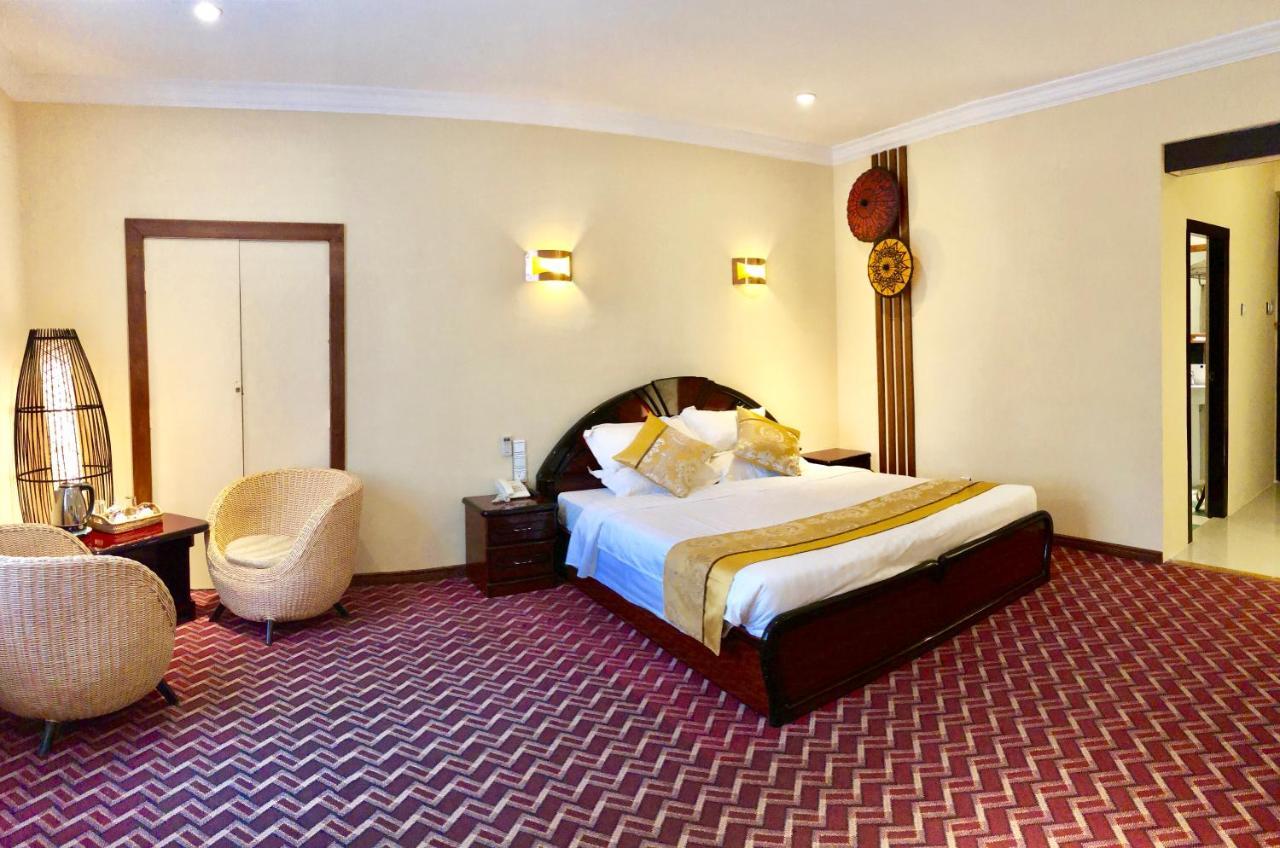 Taunggyi Hotel Extérieur photo